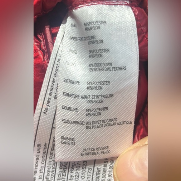 Calvin Klein Packable Lightweight Premium Down Burgundy Puffer Jacket Small EUC - Picture 4 of 9